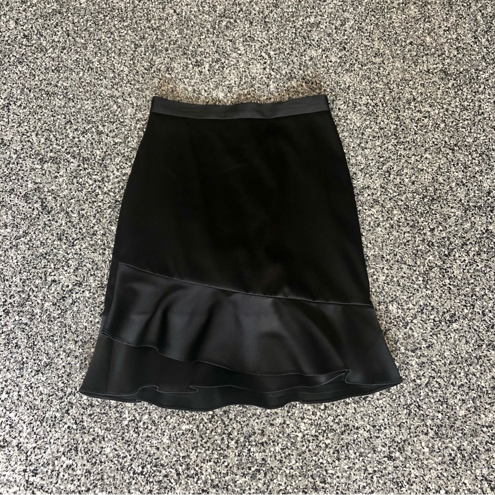 Tristan ✦ Black Satin Ruffle Hem Skirt (size 4)